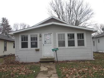 608 1/2 E 5th St, Rock Falls, IL 61071 