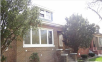 4519 W Foster Ave, Chicago, IL 60630 