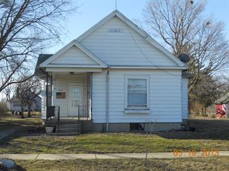 424 Main Street, Williamsville, IL 62693 