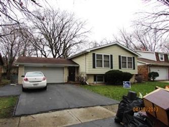 4141 Oakwood Ln, Matteson, IL 60443 