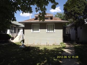 637 S 16th Ave, Maywood, IL 60153 