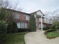 6400 Hoffman Ter, Morton Grove, IL 60053 
