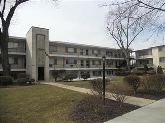 501 E Prospect Unit 2k, Mount Prospect, IL 60056 