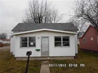 1513 South Central A, Paris, IL 61944 