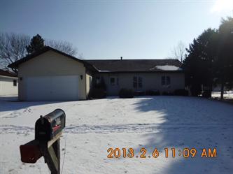 2004 Hawthorne Ct, Plano, IL 60545 