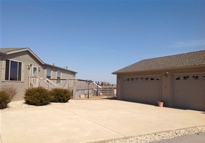 471 Long Oak Rd., Manteno, IL 60950 