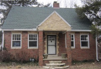 5709 N Humboldt, Peoria, IL 61614 