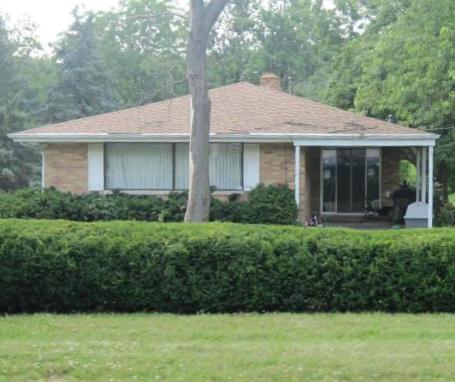 726 West Hamshire Road, Peoria, IL 61614 