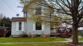 512 W Main St, Morrison, IL 61270 