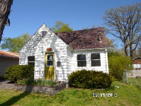 331 N Prospect Dr, Round Lake Park, IL 60073 