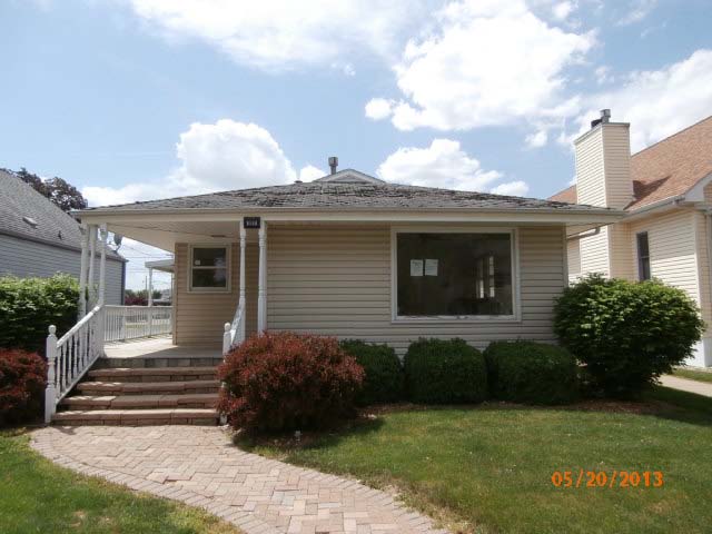 383 S Dearborn Ave, Bradley, IL 60915 