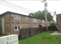 8647 Central Ave Apt #2C, Burbank, IL 60459 
