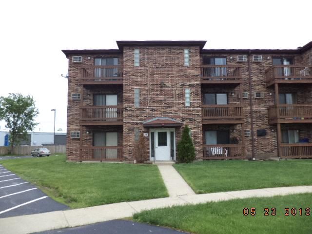 1148 Cedar St #2B, Glendale Heights, IL 60139 