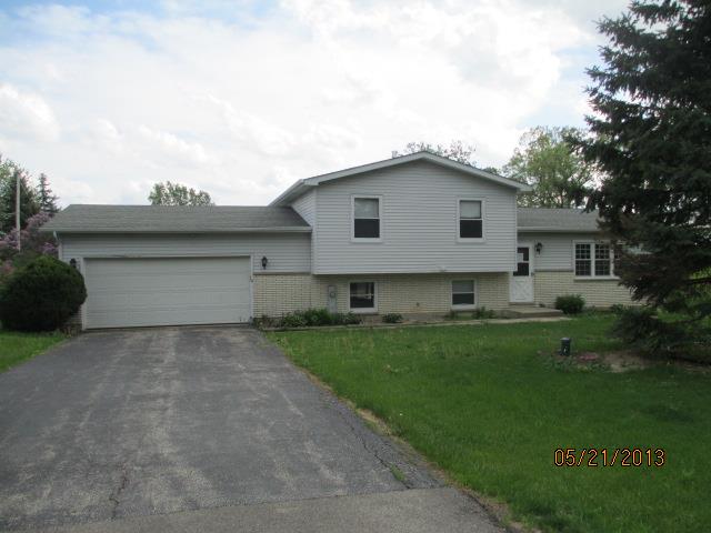 13121 W 28th Street, Wadsworth, IL 60083 