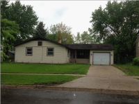 1951 Bristol Cir, Carpentersville, IL 60110 