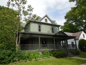 308 N Jefferson St, Harvard, IL 60033 