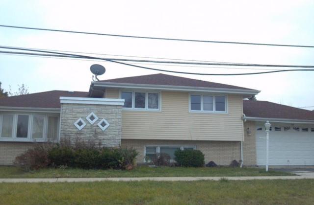 8100 South Normandy Avenue, Burbank, IL 60459 