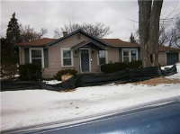 4902 Fountain Lane, Mccullom Lake, IL 60050 