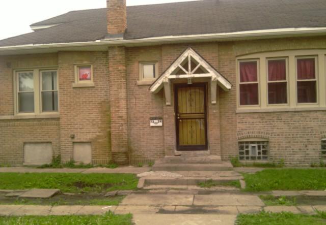 7226 S Ridgeland Ave, Chicago, IL 60649 