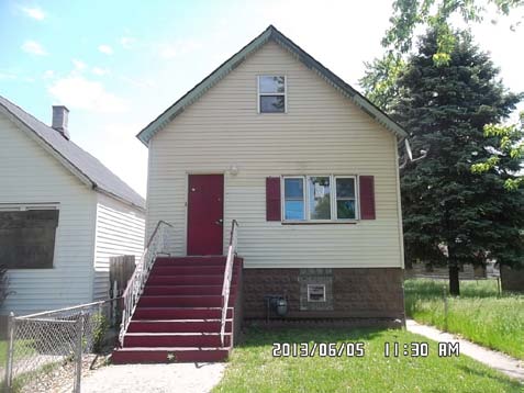 10917 S Buffalo Ave, Chicago, IL 60617 
