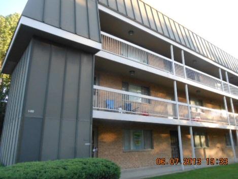 6400 W 27th St Unit 302, Berwyn, IL 60402 