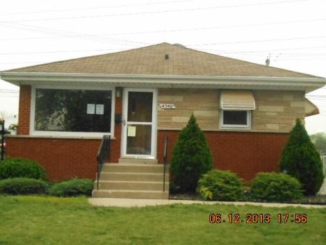 4540 W 77th Pl, Chicago, IL 60652 