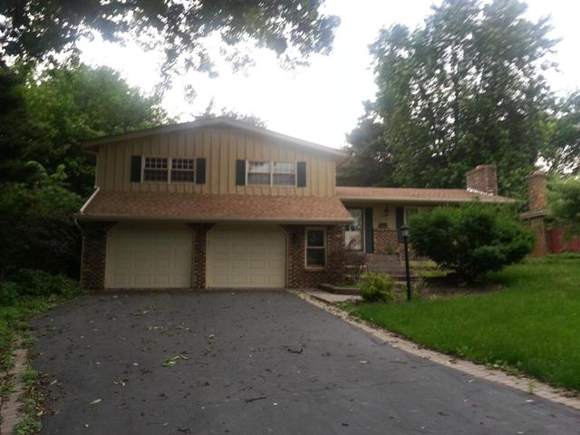 14 Summit St, East Dundee, IL 60118 