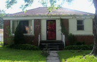 10036 South Paxton Avenue, Chicago, IL 60617 