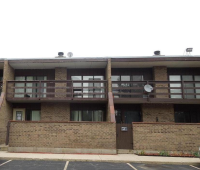 302 Kenneth Circle, Elgin, IL 60120 