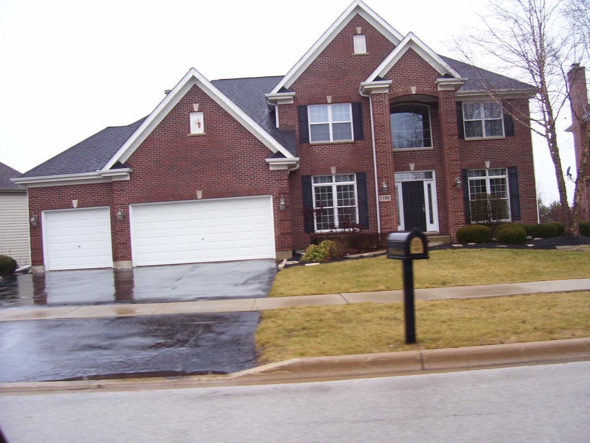 1105 West Francis Circle, Saint Charles, IL 60174 