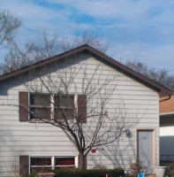 222 Beachview Dr, Round Lake, IL 60073 