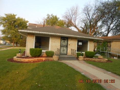 14501 S Leavitt Ave, Dixmoor, IL 60426 