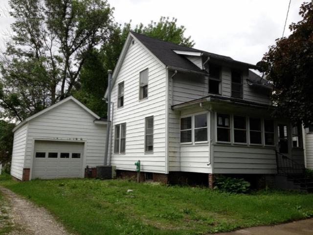 308 SE 4th St, Aledo, IL 61231 