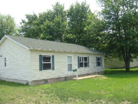 317 E Marshall St, Bement, IL 61813 