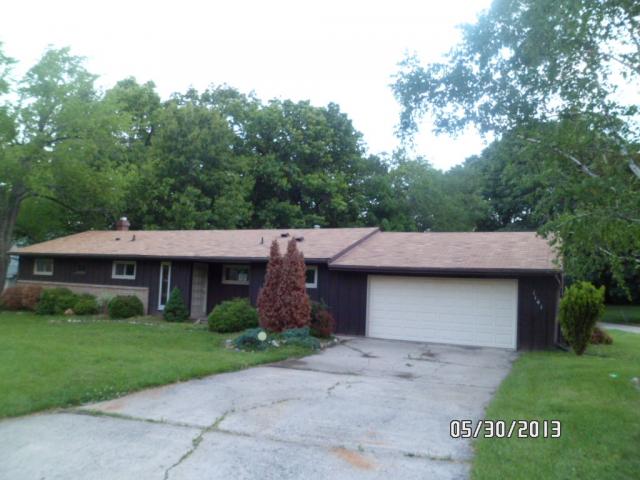 1141 Lakeridge Rd, Danville, IL 61832 