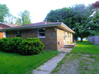 212 Madison St, Hopedale, IL 61747 
