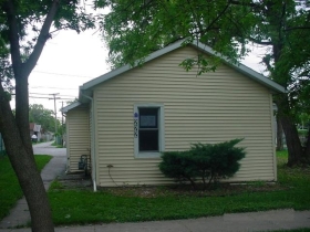 222 E 157th Street, Harvey, IL 60426 