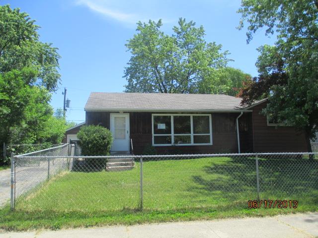 2225 Winnebago Rd, Waukegan, IL 60087 
