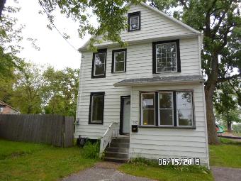 507 Lake St, Waukegan, IL 60085 