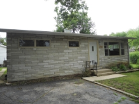 922 Diana Ct, Round Lake Beach, IL 60073 