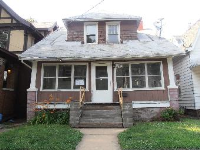 303 East Thrush Ave, Peoria, IL 61603 