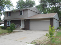 1724 Heisel Ave, Pekin, IL 61554 