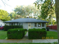 2117 West Pacific A, Waukegan, IL 60085 