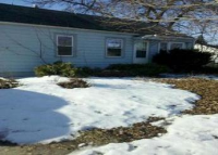 605 Wayne Dr, Machesney Park, IL 61115 