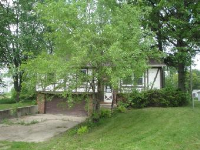 225 Cedar St, Cowden, IL 62422 