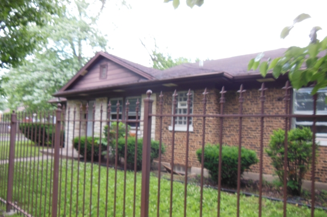 201 W 124th St, Chicago, IL 60628 