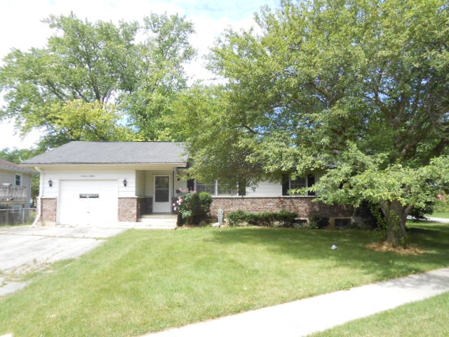 1315 N Millstream Dr, Mchenry, IL 60050 