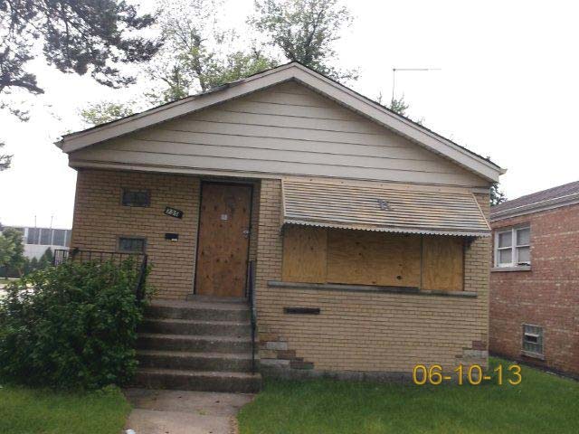 7358 S Paulina St, Chicago, IL 60636 