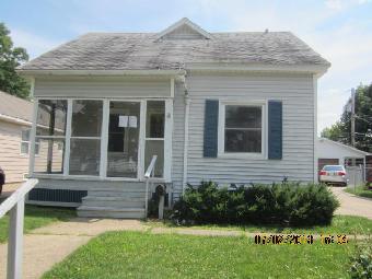 3220 17th Avenue, Rock Island, IL 61201 