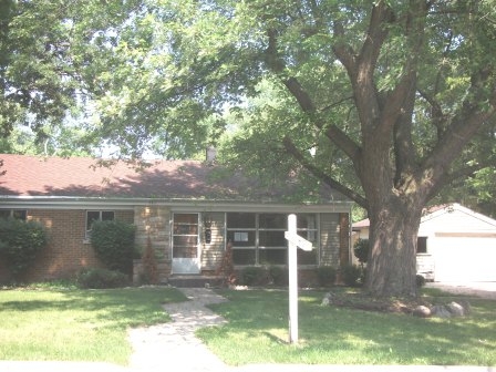 703 E Maple Ave, Mundelein, IL 60060 